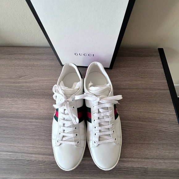 🔥GUCCI Ace Sneaker with Bee Size 39 / US 9 - Picture 10 of 17
